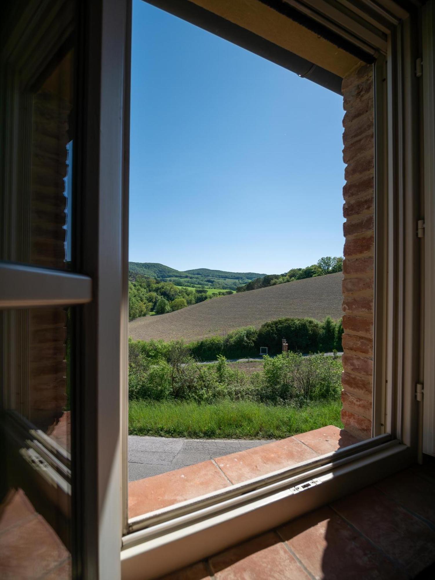 Locanda Le Giunche Guardistallo Exterior foto